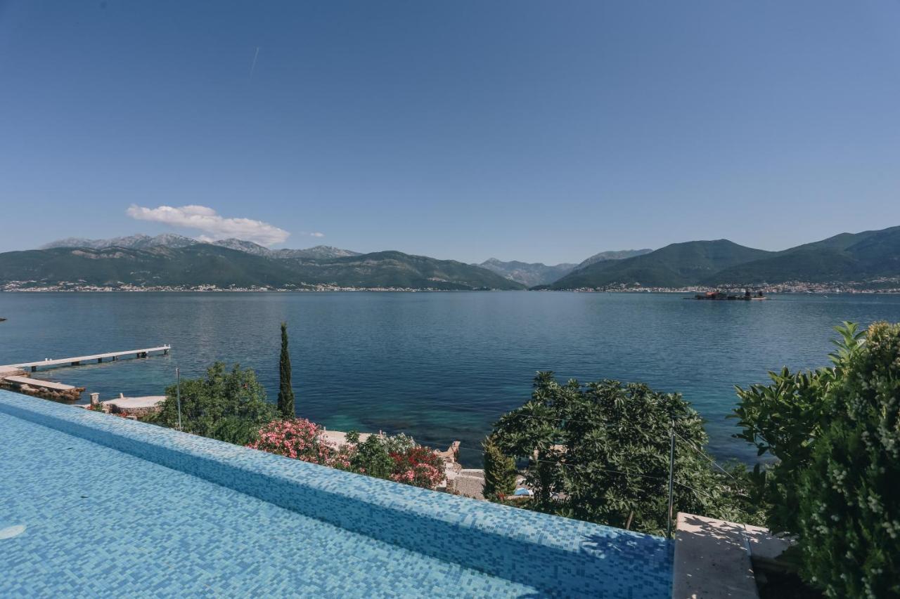 Villa Semiramis Tivat Exterior photo